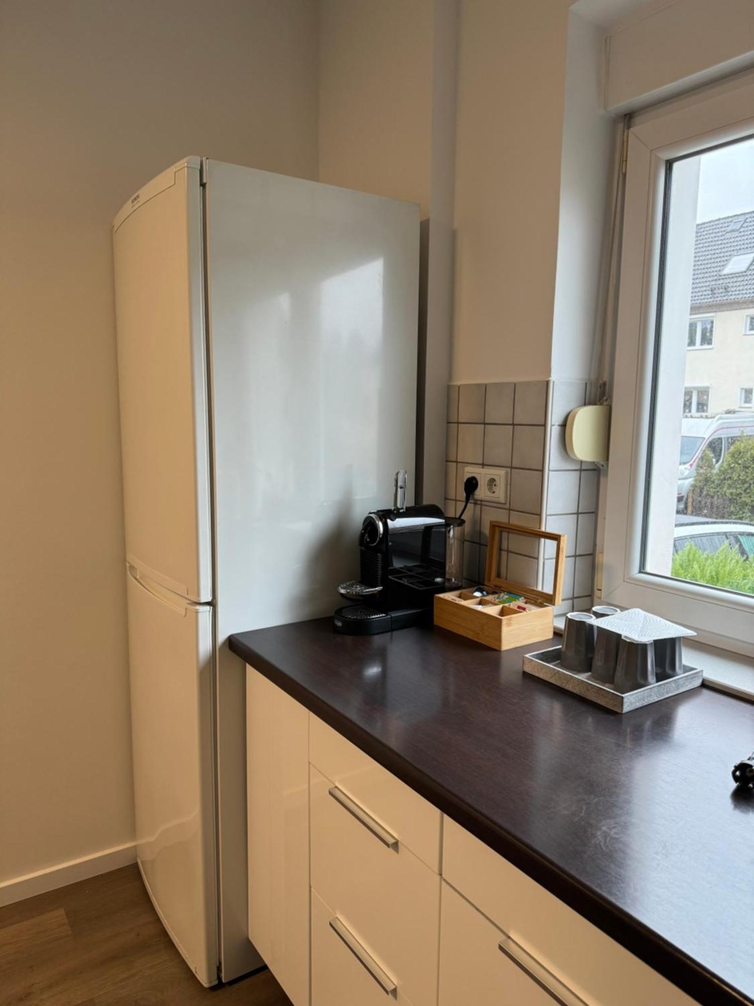 Haus Mit Garten - Kingbett - Wifi - Parkplatz Essen Exterior photo